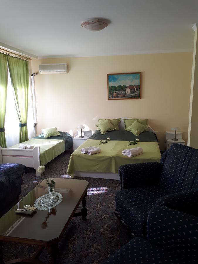 Business Club Selenca Bed and Breakfast Bac Buitenkant foto